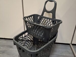 Panier libre service double sur roulettes