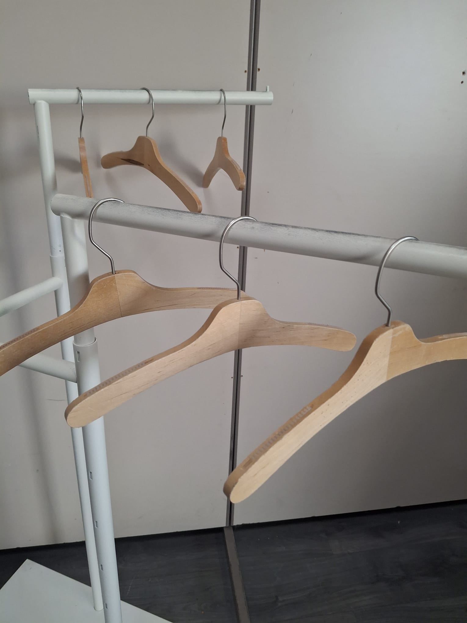 Portant à vêtements professionnel - Blanc - Hauteur réglable 60x60cm – Image 5