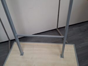 Portant à vêtements sur roulettes – Gris&Bois – Hauteur réglable 107x50cm