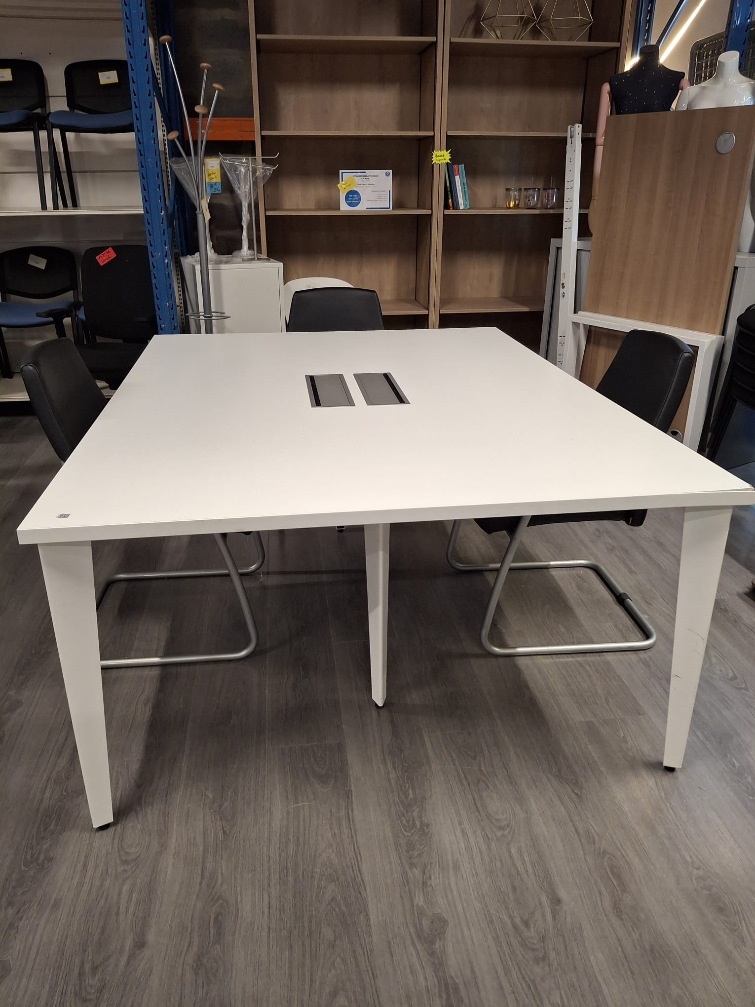 Bureau / Table de réunion 140 / 180 cm