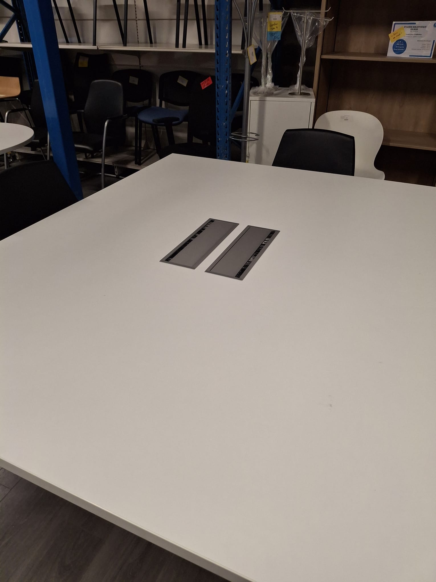 Bureau / Table de réunion 140 / 180 cm