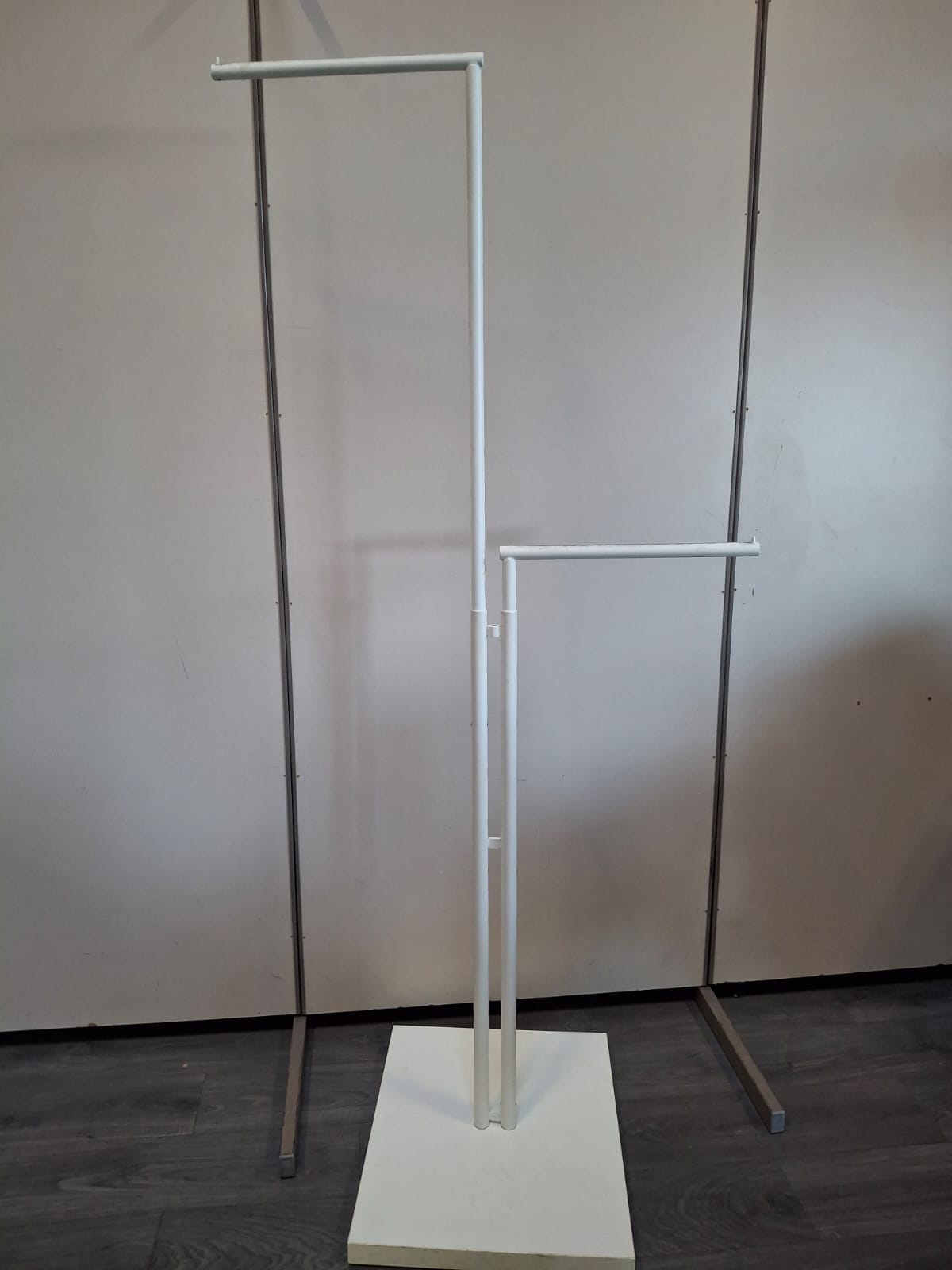 Portant à vêtements professionnel - Blanc - Hauteur réglable 50x60cm – Image 3