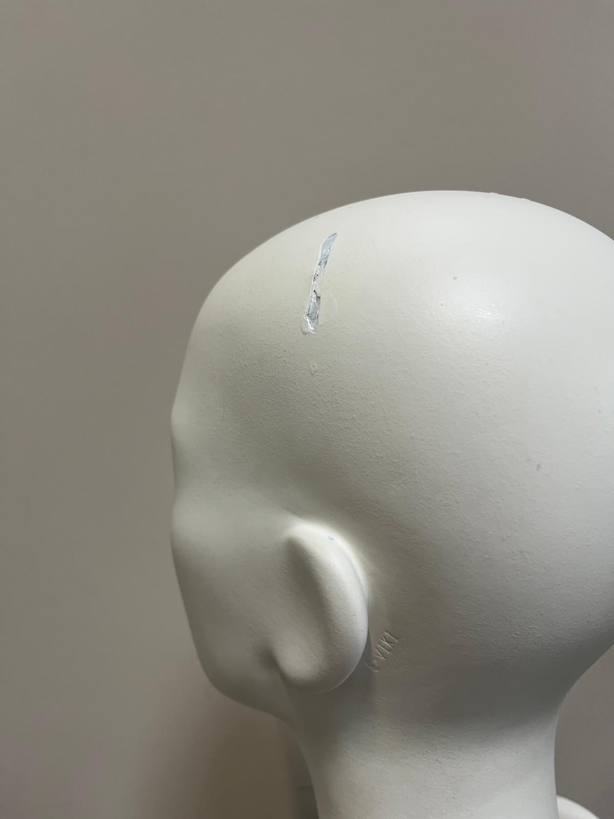 Mannequin buste femme blanc en fibre de verre – H72 cm – Image 5
