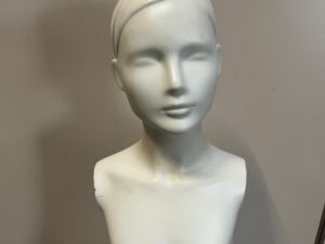 Mannequin enfant 6 / 7 ans