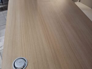 Bureau droit L 140 cm