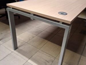 Bureau droit L 180 cm
