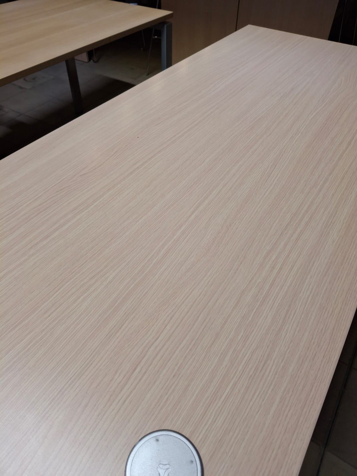 Bureau droit L 180 cm – Image 3