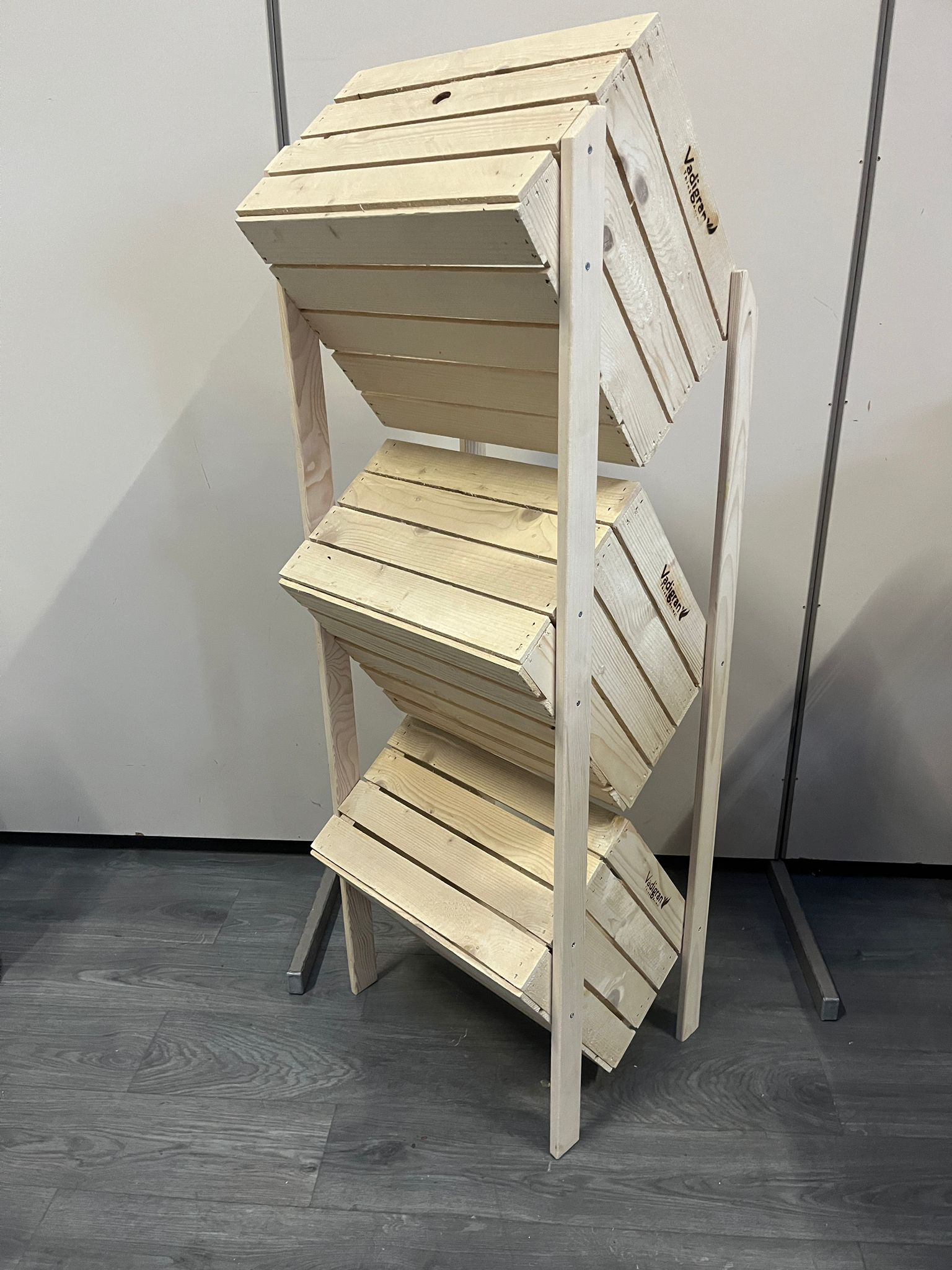 Présentoir bac de rangement multi-usages – H157,5 cm – Image 2