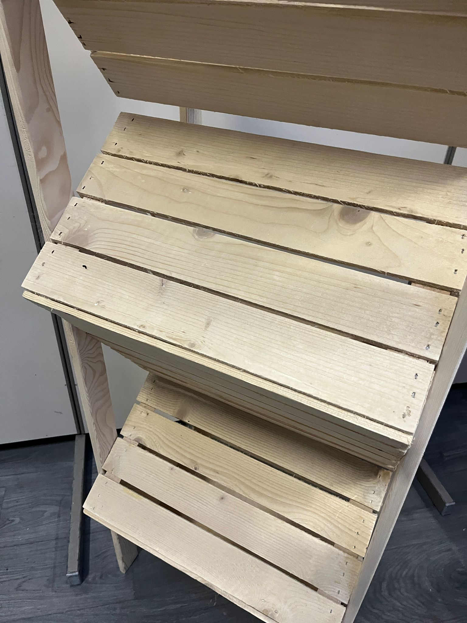 Présentoir bac de rangement multi-usages – H157,5 cm – Image 4