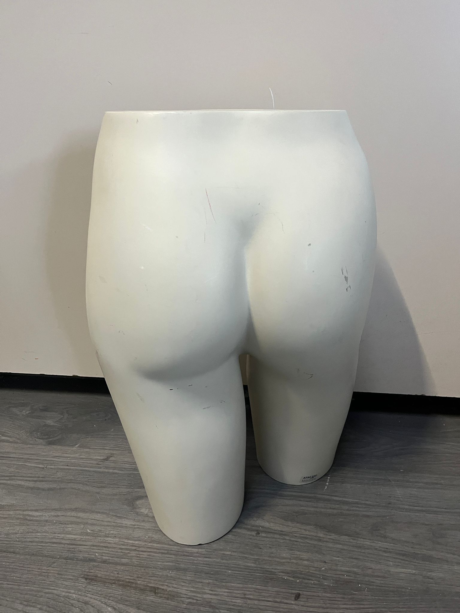 Fessier femme gris mat – Image 2