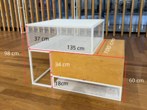 Table de présentation avec niches H 98 x L 135 cm