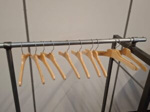 Portant à vêtements professionnel – Noir & Gris – H138xL101 cm