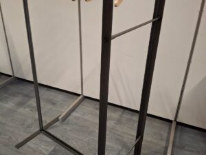 Portant à vêtements professionnel – Noir & Gris – H138xL101 cm