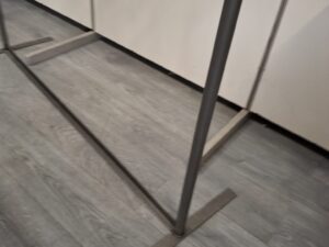 Portant à vêtements professionnel – Gris – H138xL139 cm