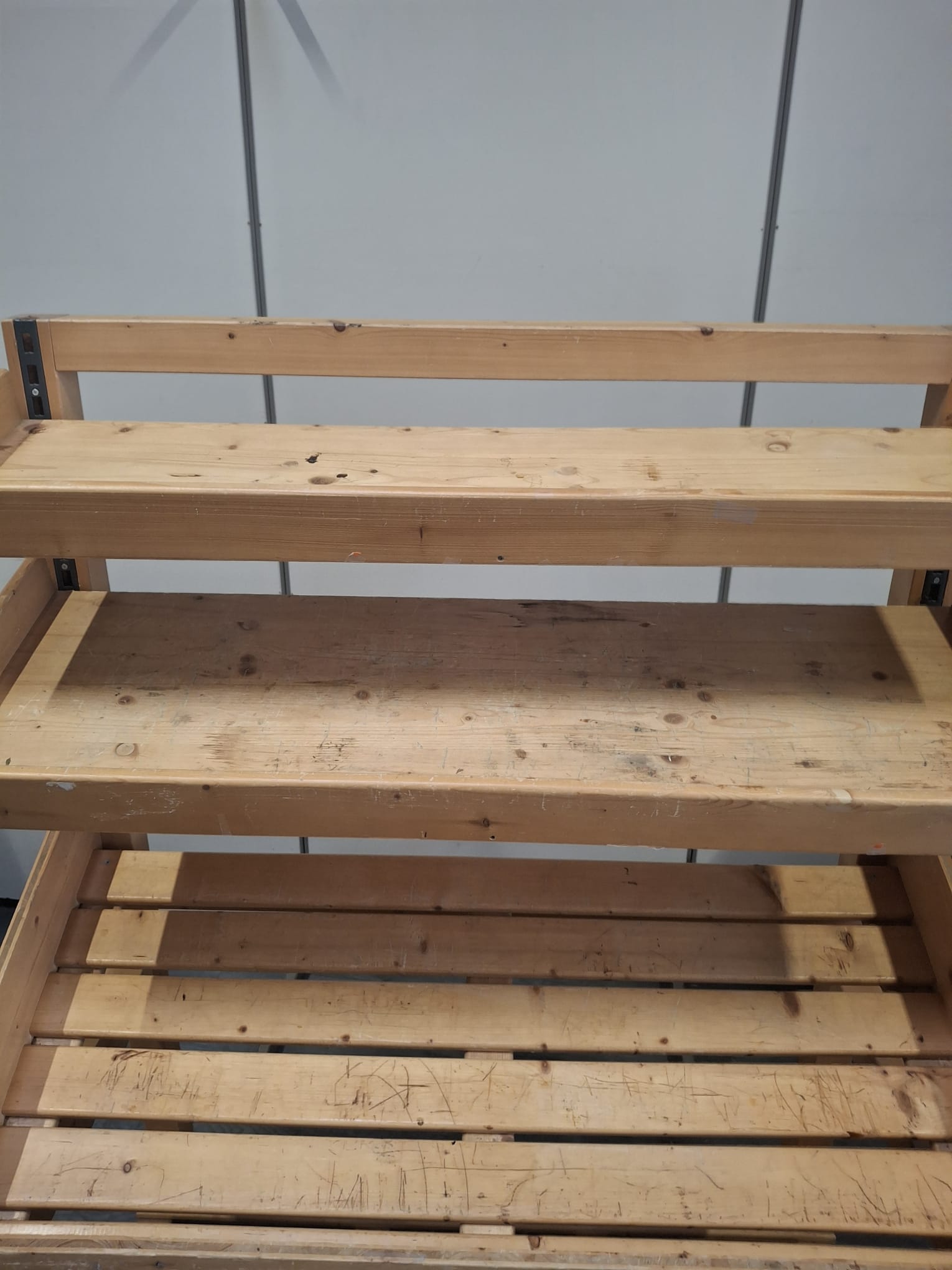 Meuble central fruits & légumes en bois – L130 x P68 x H176 cm – Image 3