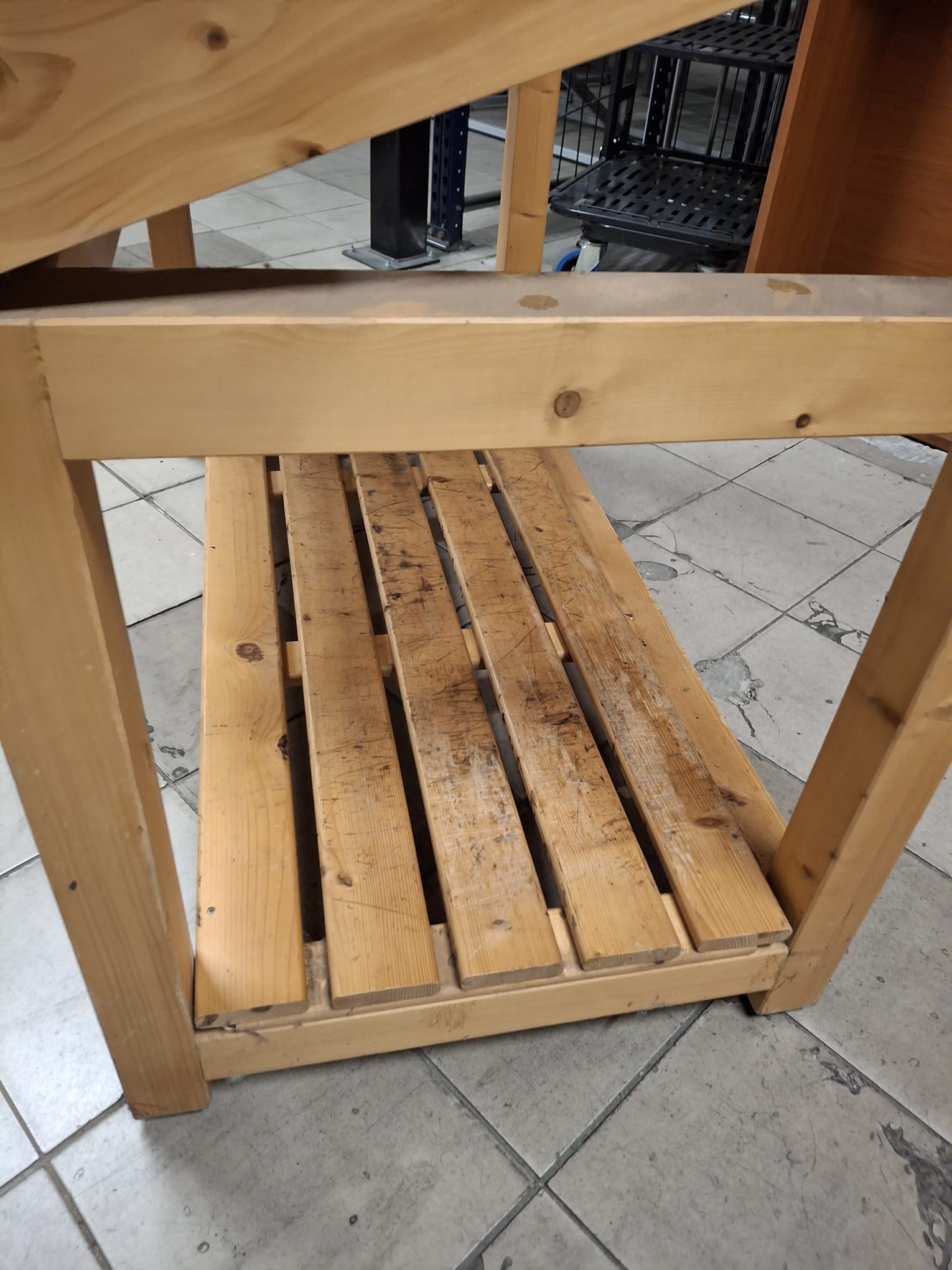 Meuble central fruits & légumes en bois – L130 x P68 x H176 cm – Image 6