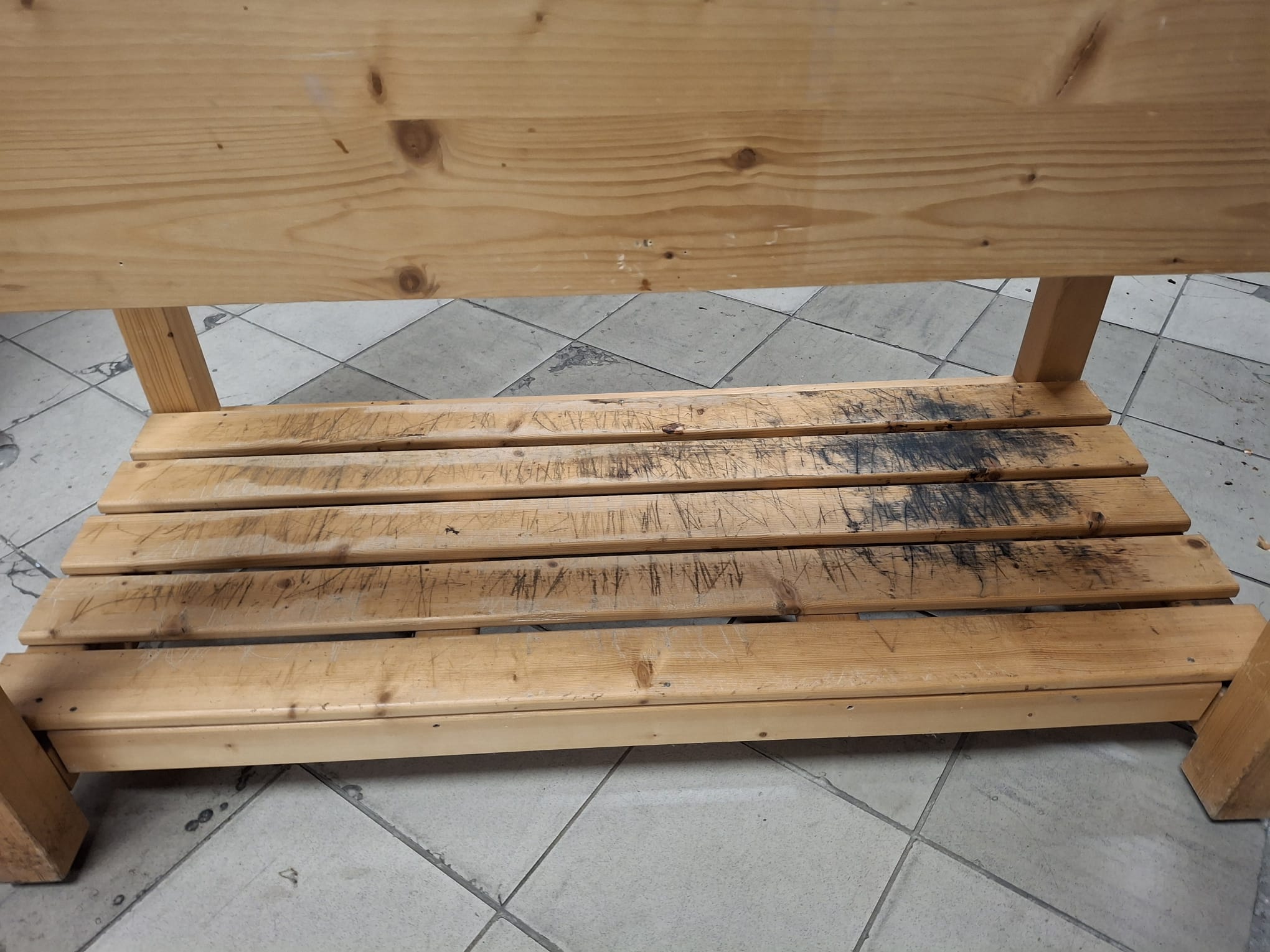 Meuble central fruits & légumes en bois – L130 x P68 x H176 cm – Image 12
