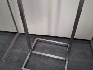 Portant droit H 127 cm