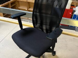 Chaise sur roulettes | Mobilier de bureau
