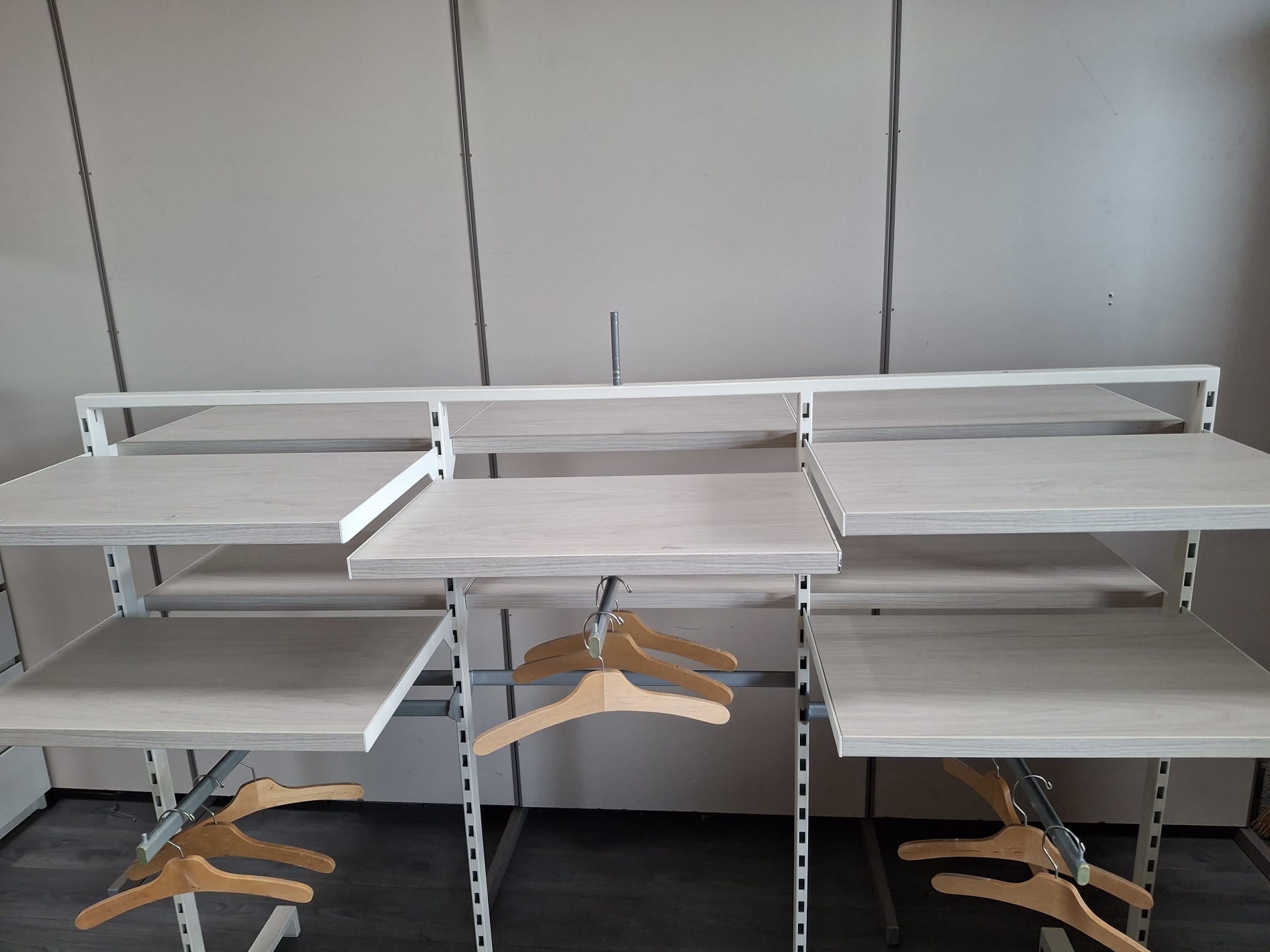 Gondole centrale avec accessoires - Blanc & Bois clair - H143xL189cm