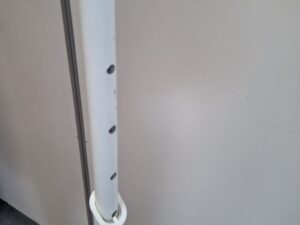 Portant à vêtements style industriel sur roulettes –Hauteur réglable – L60 x H120 à 174 cm