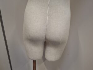 Buste mannequin femme couture + socle sur pied