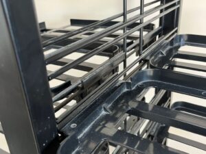 Présentoir à chaussures sur roulettes – Métallique & Plastique – H179xl51cm