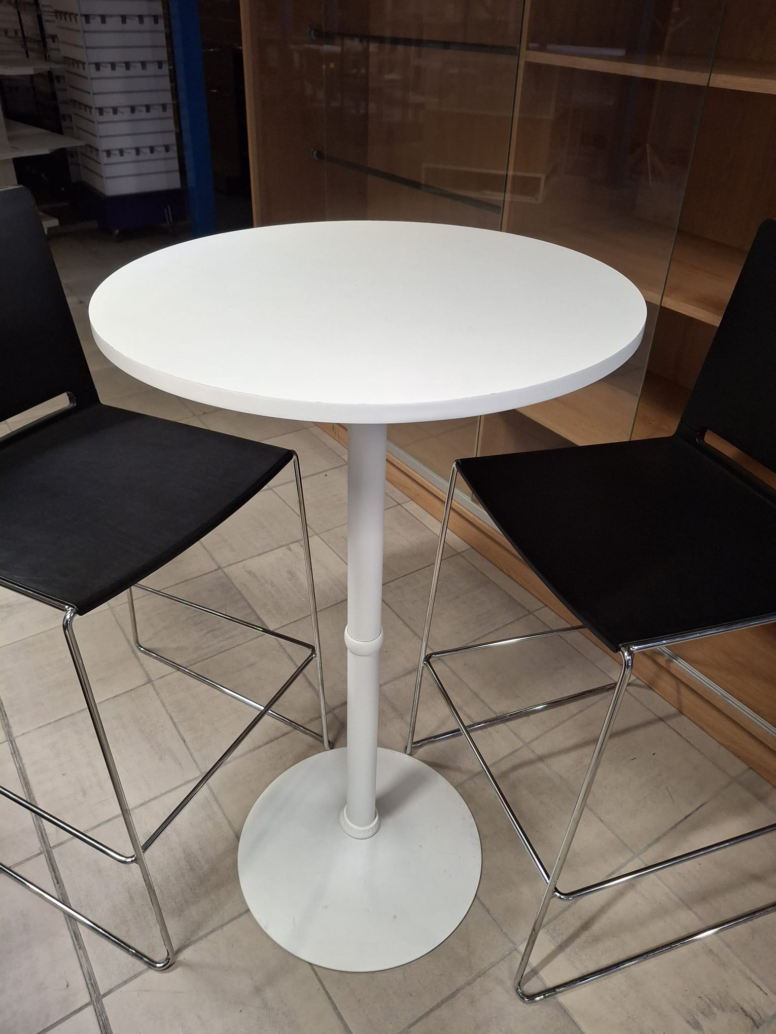 Ensemble mange-debout avec tabouret blanc – Image 2
