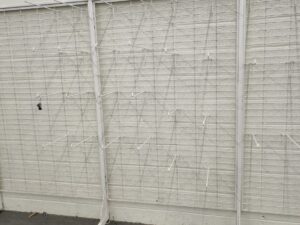Lot de 15 grilles murales auto-portés – H 2m x L18m