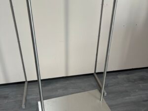 Portant à vêtements professionnel – Robuste – H140xL73cm