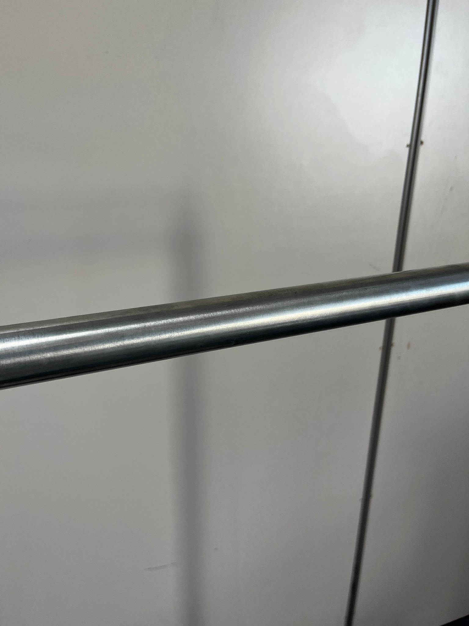 Portant à vêtements professionnel - Robuste - H140xL73cm