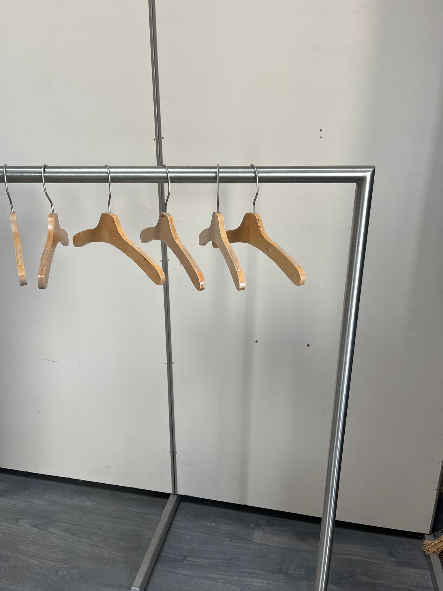 Portant à vêtements professionnel - Robuste - H140xL121cm