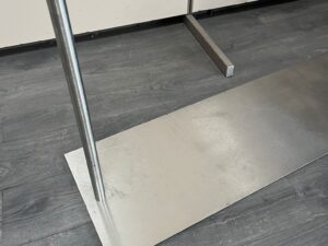 Portant à vêtements professionnel – Robuste – H140xL121cm