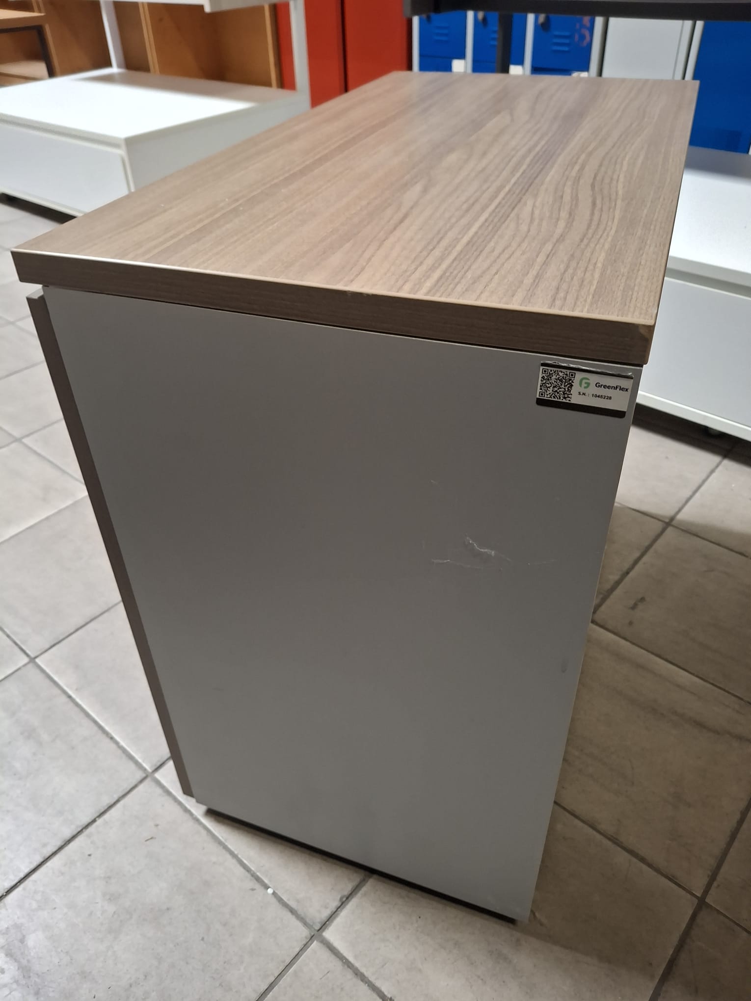 Armoire basse de bureau - Structure bois avec clé - H71xL80cm