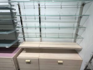 Lot de 2 éléments muraux avec tablettes verre et bois – L152 cm