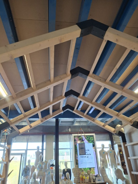 Espace cabane intérieur structure bois - 6,58 m²
