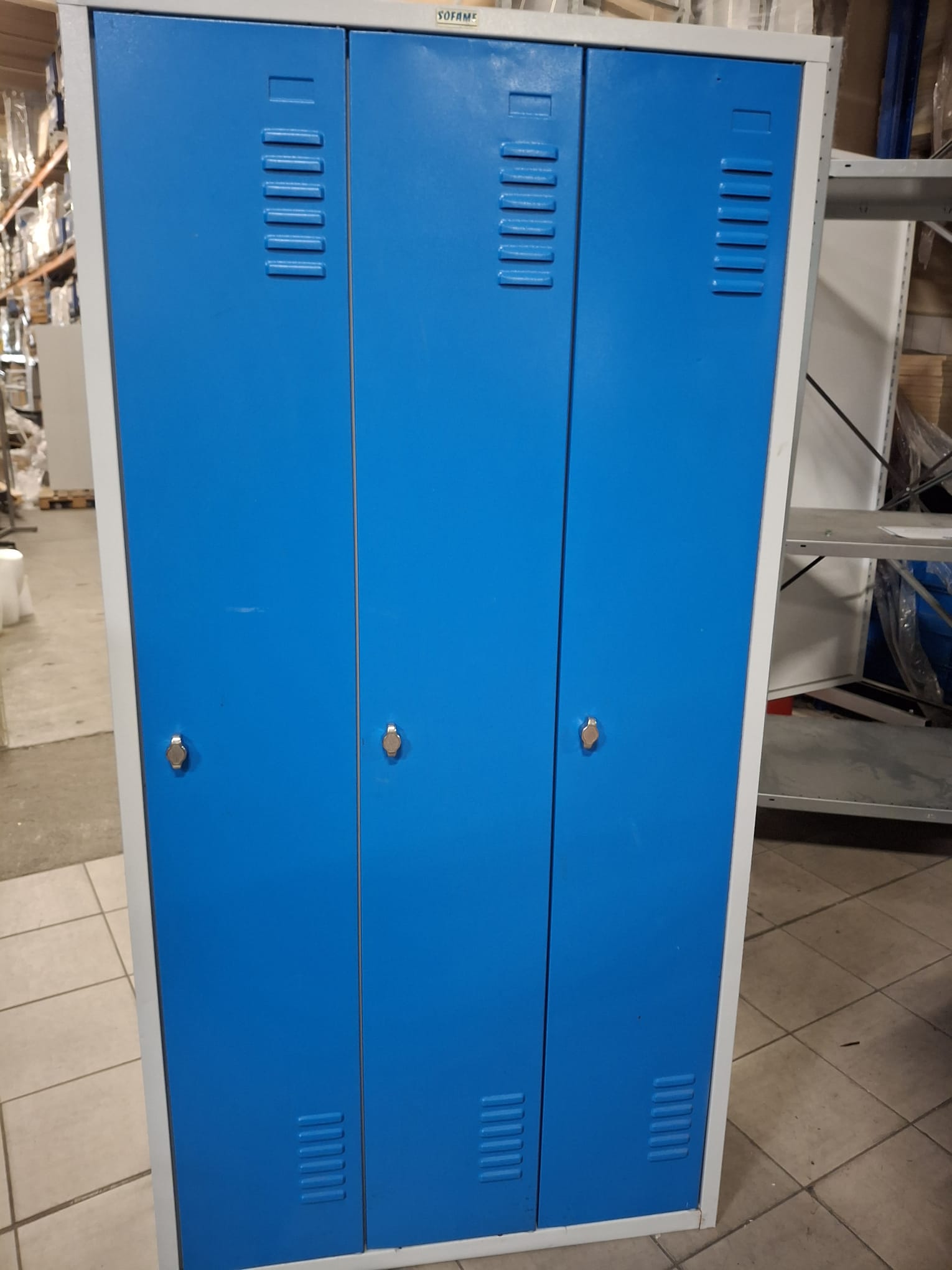 Bloc vestiaire métallique 3 portes – Gris bleu – H180 x L90 x P49 cm
