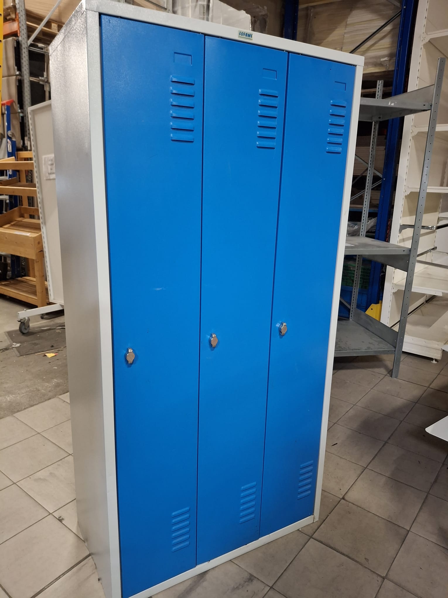 Bloc vestiaire métallique 3 portes – Gris bleu – H180 x L90 x P49 cm