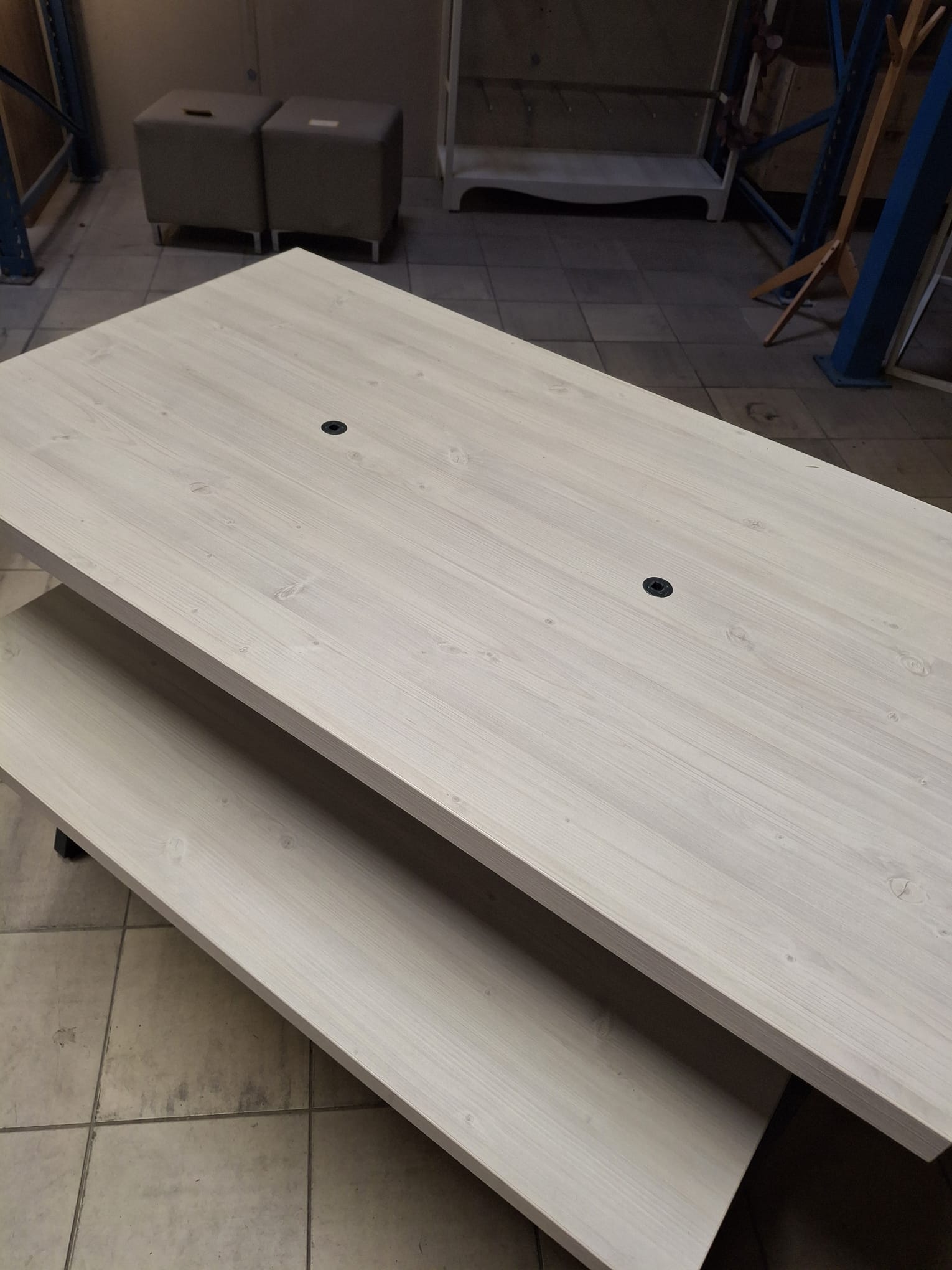 Table de présentation 2 niveaux - Métal gris anthracite - Bois - H 86 x L120 x l70 cm