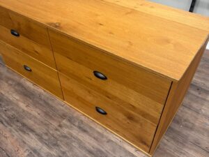 Commode 4 tiroirs – Bois – 150 x 60 x H 67 cm