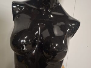 Mannequin buste femme fibre de verre noir brillant – H 72 cm