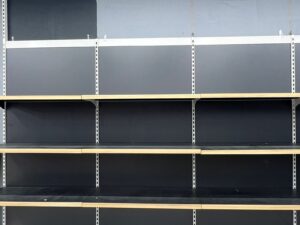 Lot de 12 gondoles murales métal et bois – H250 cm – L14,40 m