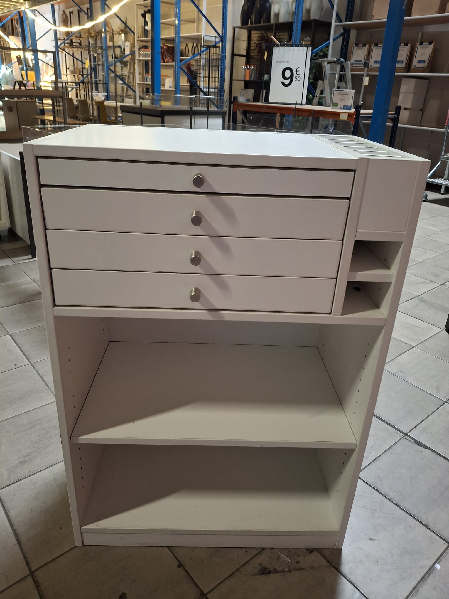 Comptoir banque d’accueil en bois blanc – L70 x P45 x H100 cm