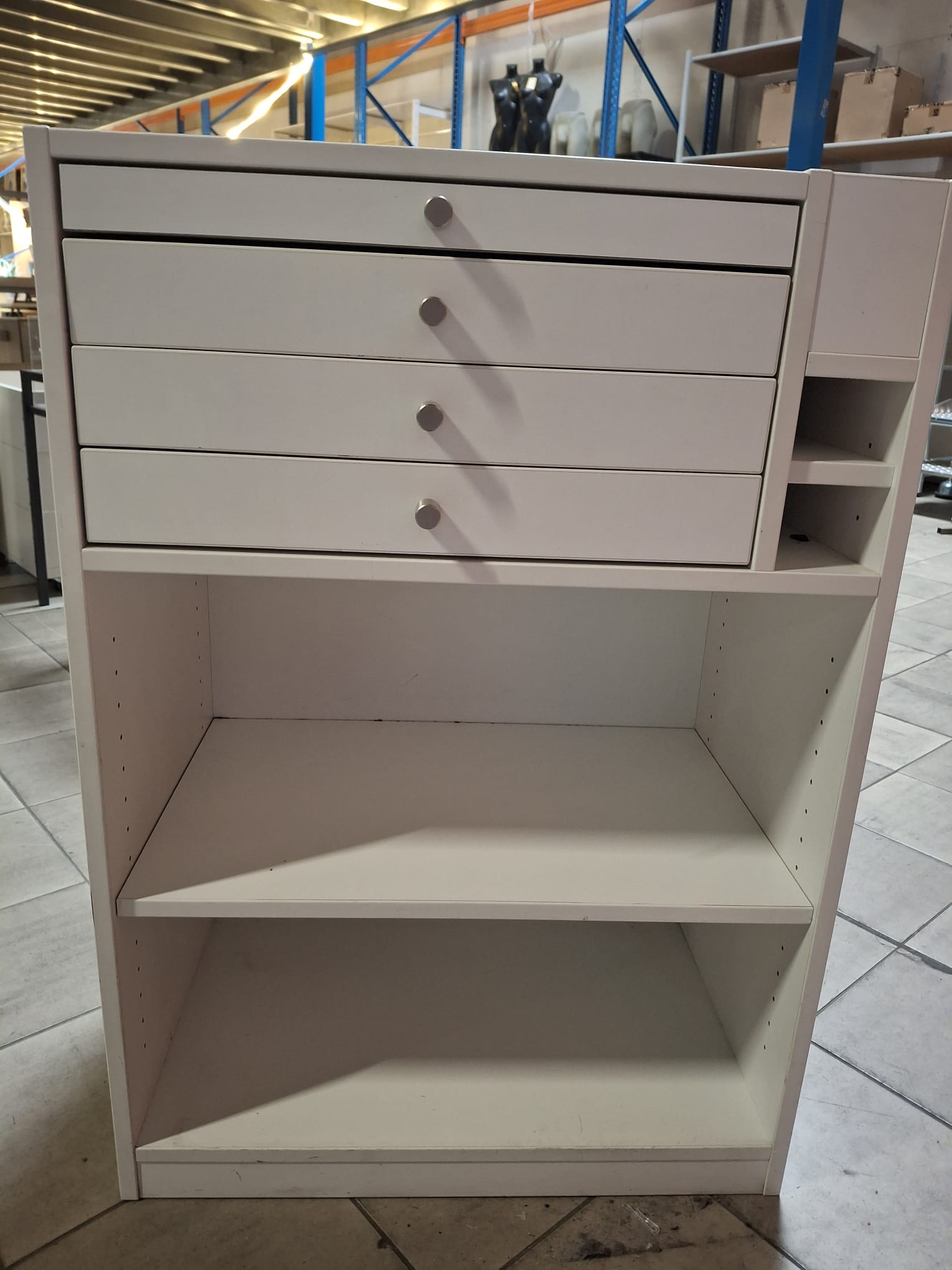 Comptoir banque d’accueil en bois blanc – L70 x P45 x H100 cm
