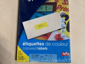 Pack de 100 feuilles d’étiquettes de couleur AGIPA – 70 x 31 mm – Format A4