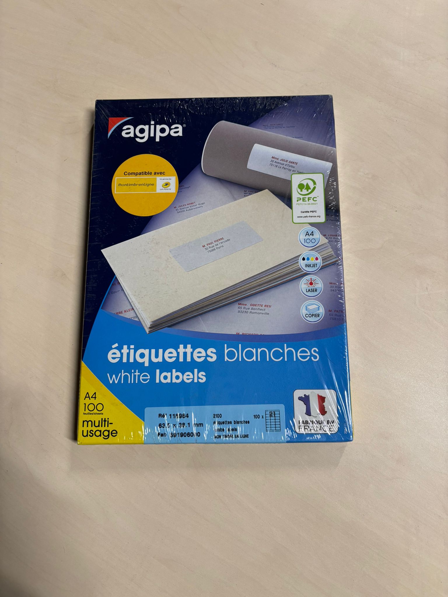 Pack de 100 feuilles d’étiquettes blanches AGIPA – 63,5 x 38,1 mm – Format A4