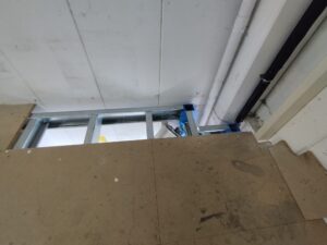 Mezzanine métallique industrielle – stockage entrepôt – 94,5 m²