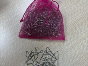 Lot de 100 attaches croisées métalliques – 30 x 40 mm