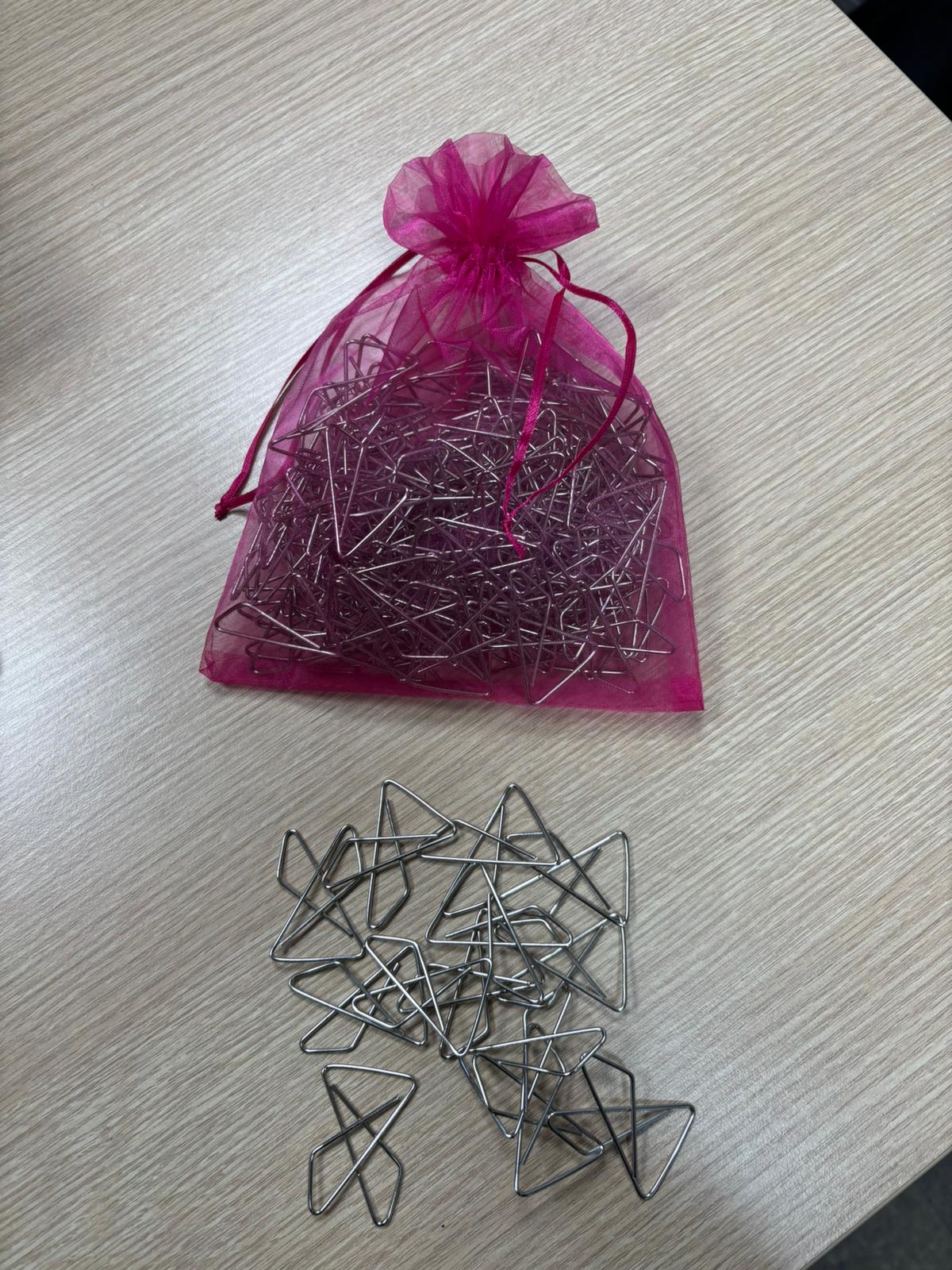 Lot de 100 attaches croisées métalliques – 30 x 40 mm