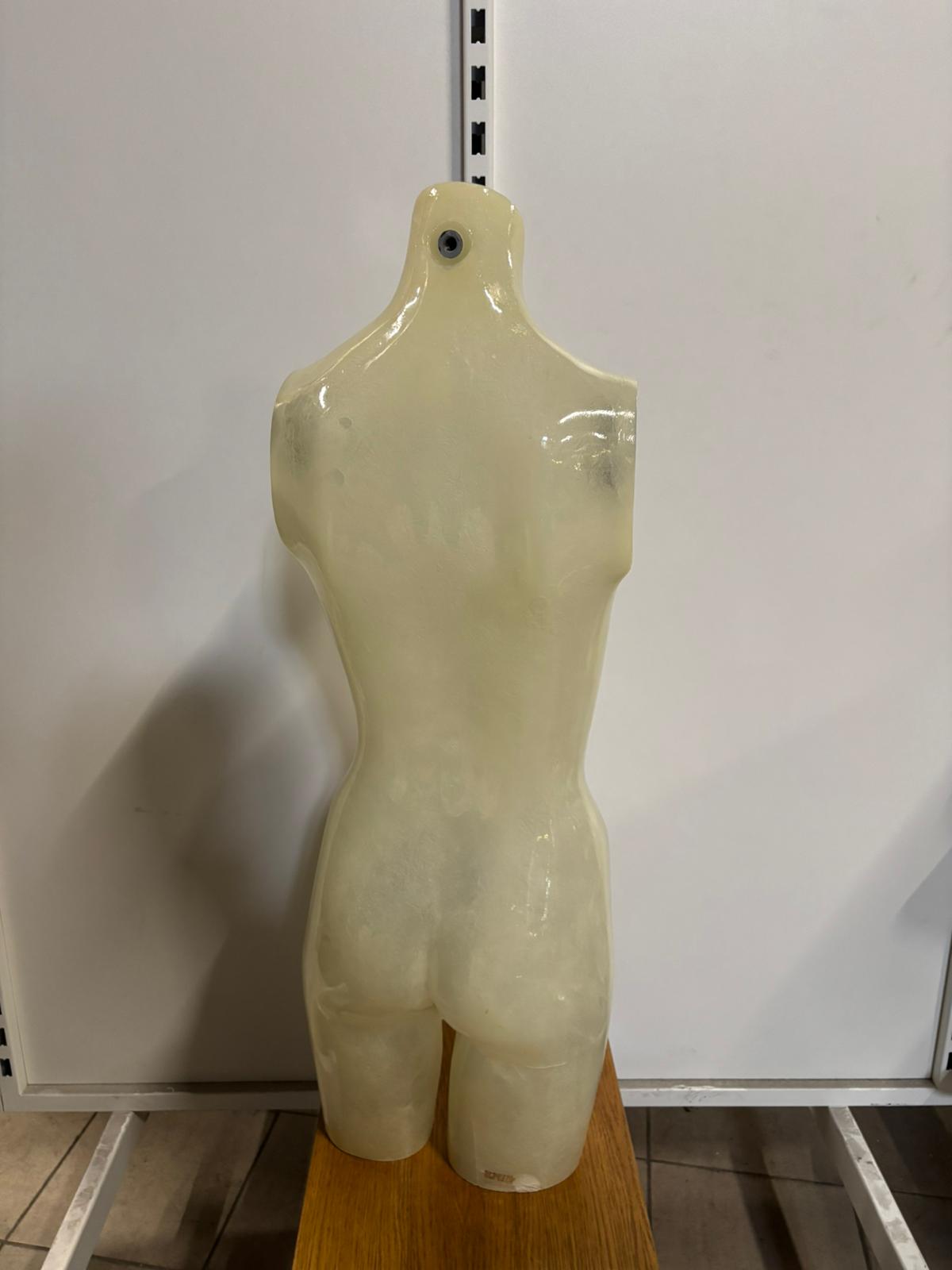 Mannequin demi-cuisse femme – Fibre de verre jaune pâle effet transparent brillant – H 89 cm